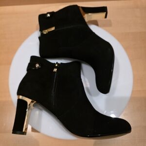 🔥Anne Klien Elegant Black Ankle Boots with Gold Accents